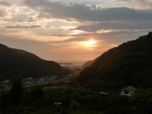 夕日に染まる戸田の里