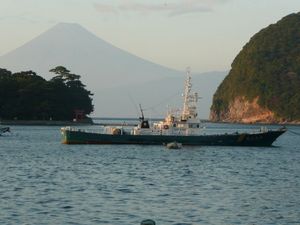 戸田港から見た富士山