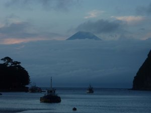 夕暮れの戸田港