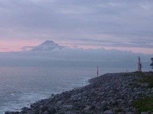 今日の富士山｛戸田港より）