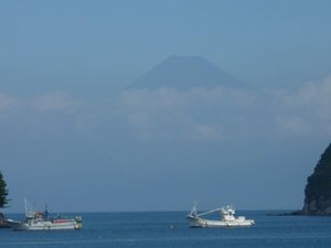 今日の富士山（戸田港より）