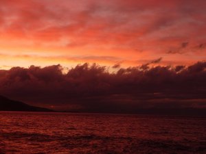 真っ赤に燃える夕暮れ空（１１/１４）