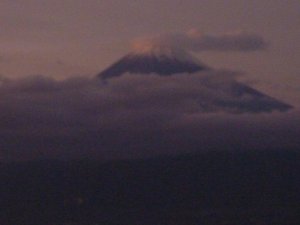 夕暮れの富士山