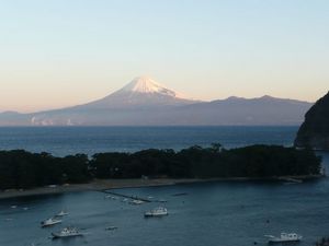 戸田港から見た富士山