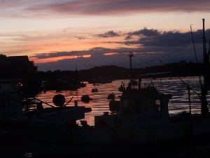 戸田港の夕暮れ