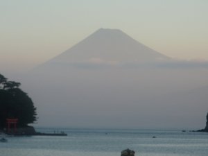 今日の富士山（戸田港）８/7