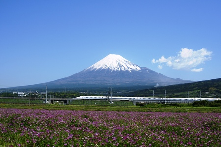 五月晴れ！！絶景の富士山と新幹線～～（●＾o＾●）