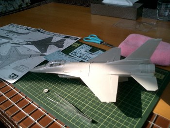 プラモデル作り