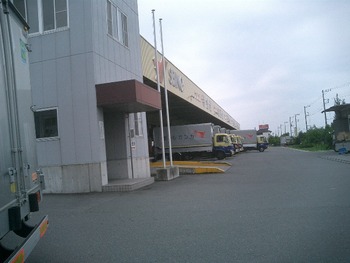 石を運んだ