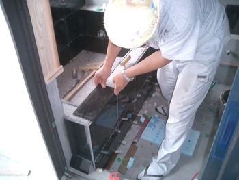 土曜日の打ち合わせ又渋滞にはまる