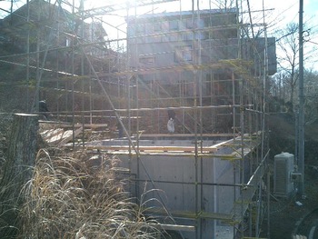 須走KO邸建て方始まりる