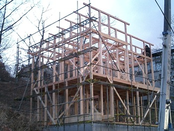 須走KO邸建て方始まりる