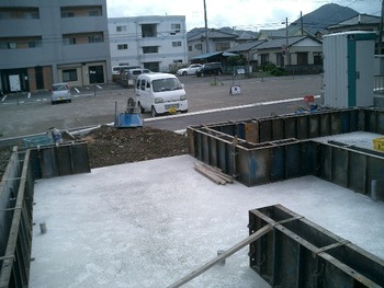 K邸の基礎配筋と立ち上げ