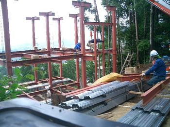 S邸いよいよ建て方に入る