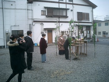 G邸の地祭りだった