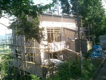 ダイヤランドS邸機器入る