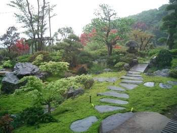伊豆山I邸に行く