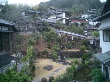 先日長岡の南山荘に泊まってきた