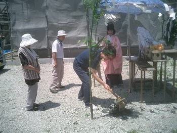 伊豆の国市古奈K邸の地祭りだった