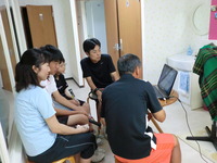 家族で貸切テニス