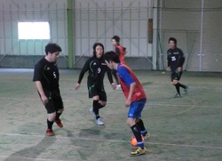 『ダメリーノ』vs『素人FC』