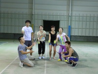 裸足でテニス
