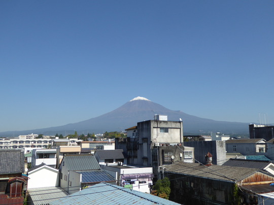 富士山　初冠雪です