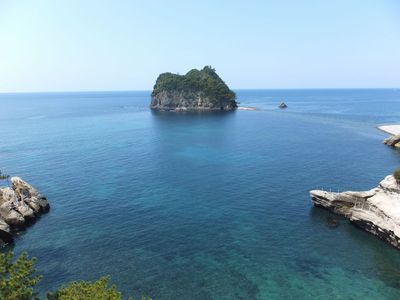 青い海　透明な世界