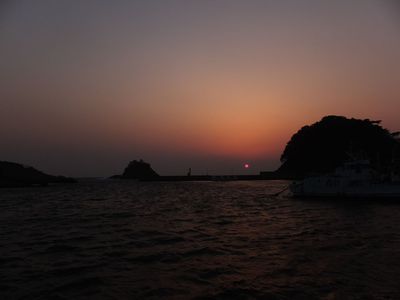 まん〇霞み夕陽！