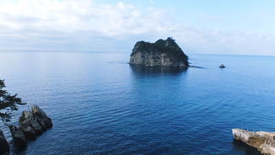さぶいですねー三四郎島