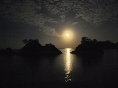 明け方の月　☆堂ヶ島☆