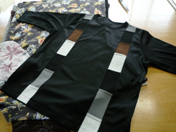 パッチワークのロングＴシャツ