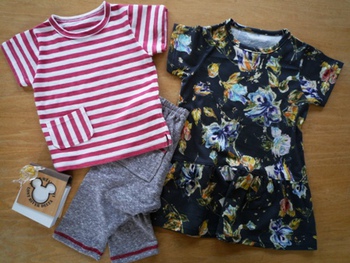 昨日ちょこっと　キッズ服、作ってみました～♪