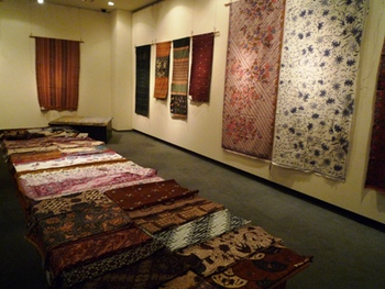 バティック展示会