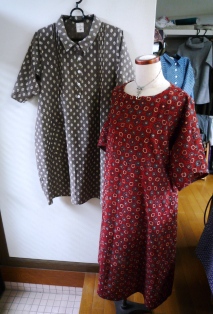 今週も　インド更紗服続行中。