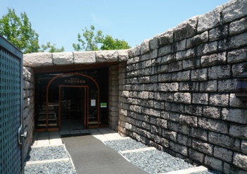 「静岡が誇るたからばこ」～芹沢銈介美術館