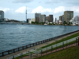 東京散歩。。清澄庭園と隅田テラス
