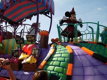 ディズニーランド２　動画　