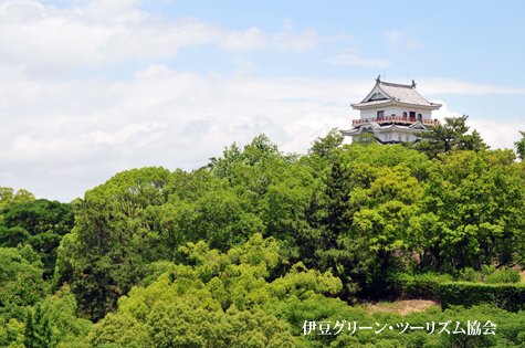 快晴、福山城天守閣