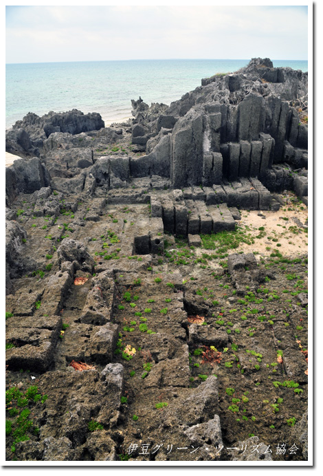 遺跡が残る軍艦島