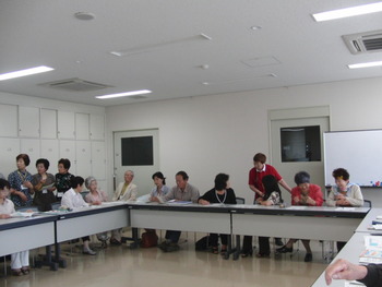 認知症の人と家族の会　6月のつどい