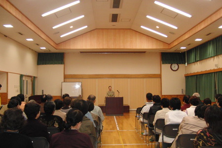 天間男女共同参画主催による認知症予防の講演