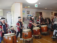 新年会・蒲原和太鼓保存会の皆さんがお越しくださいました