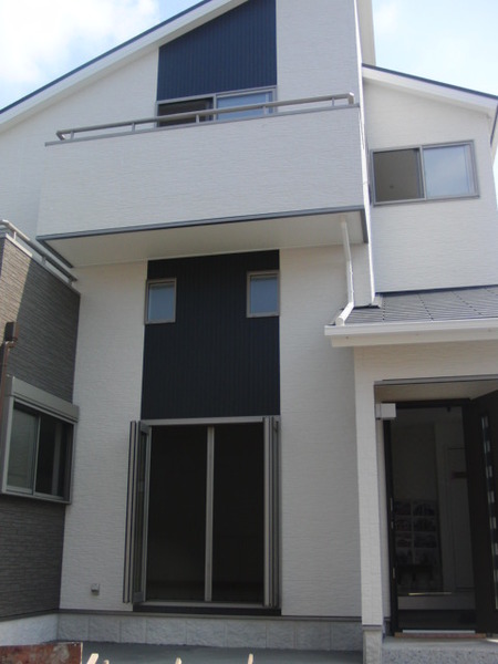 今日の午前中は大成住宅現場見学会へ行ってきました