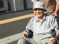 朝9時から防災訓練を水消火器使い全員参加で行いました。