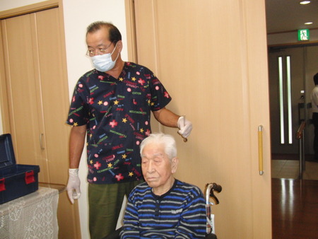 昨日は太田歯科の先生が訪問診療をしてくださいました