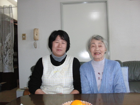 八王子の実家にて・富士市に比べて都会です