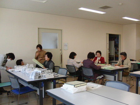 今日はコールセンターの当番日と会報発行と役員会