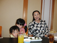 夜はお嫁さん家族とさかなやもち月にて会食でした