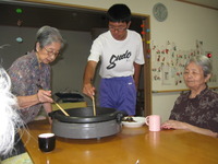 今日も須津中学3年生男子3名が福祉ボランティアに来訪